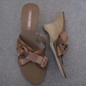 Almost New Nine West Brown Size 8M Sandals
